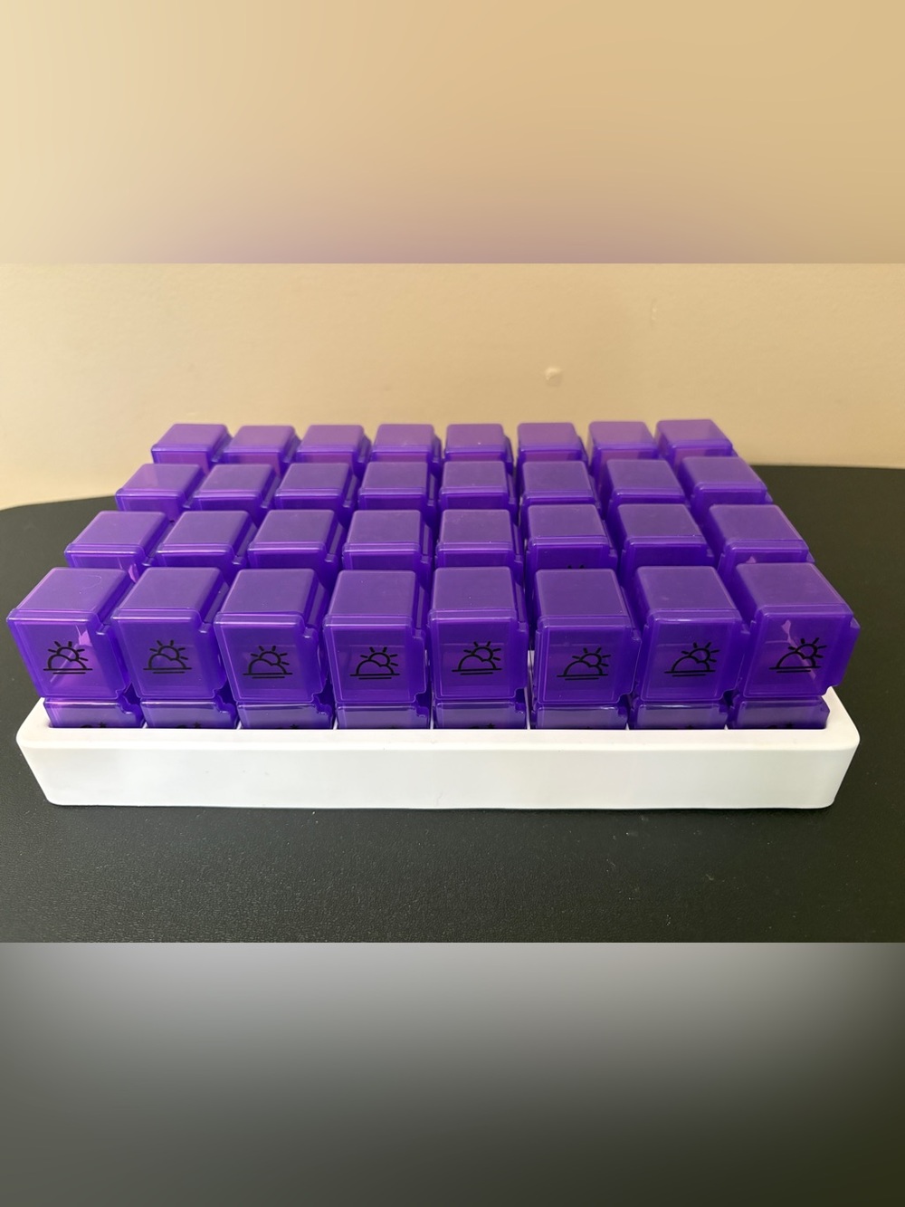 30 Day Pill Organizer Monthly Portable One Month Pill Box Cases w 32 Compartment
